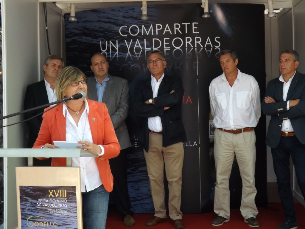 A conselleira do Medio Rural e do Mar, Rosa Quintana, inaugurou a XVIII Feira do Viño de Valdeorras